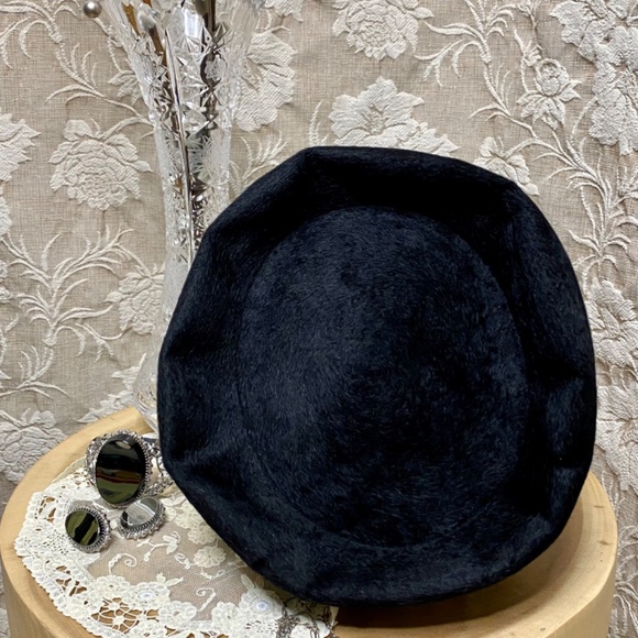 VTG Christian DIOR 1960s Fur Felt Black Hat Goth Outfit Dark Academia Winter Hat